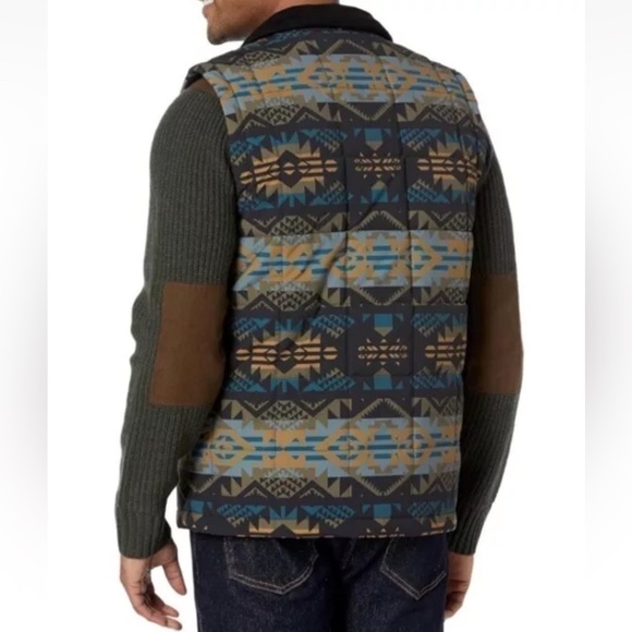 Pendleton Men's Cody Puffer Vest Medium NWT Journey West Black Blue Geo Print - Picture 4 of 16